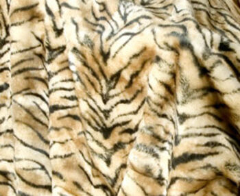 MANTA PELO TIGRE BLANCO cc